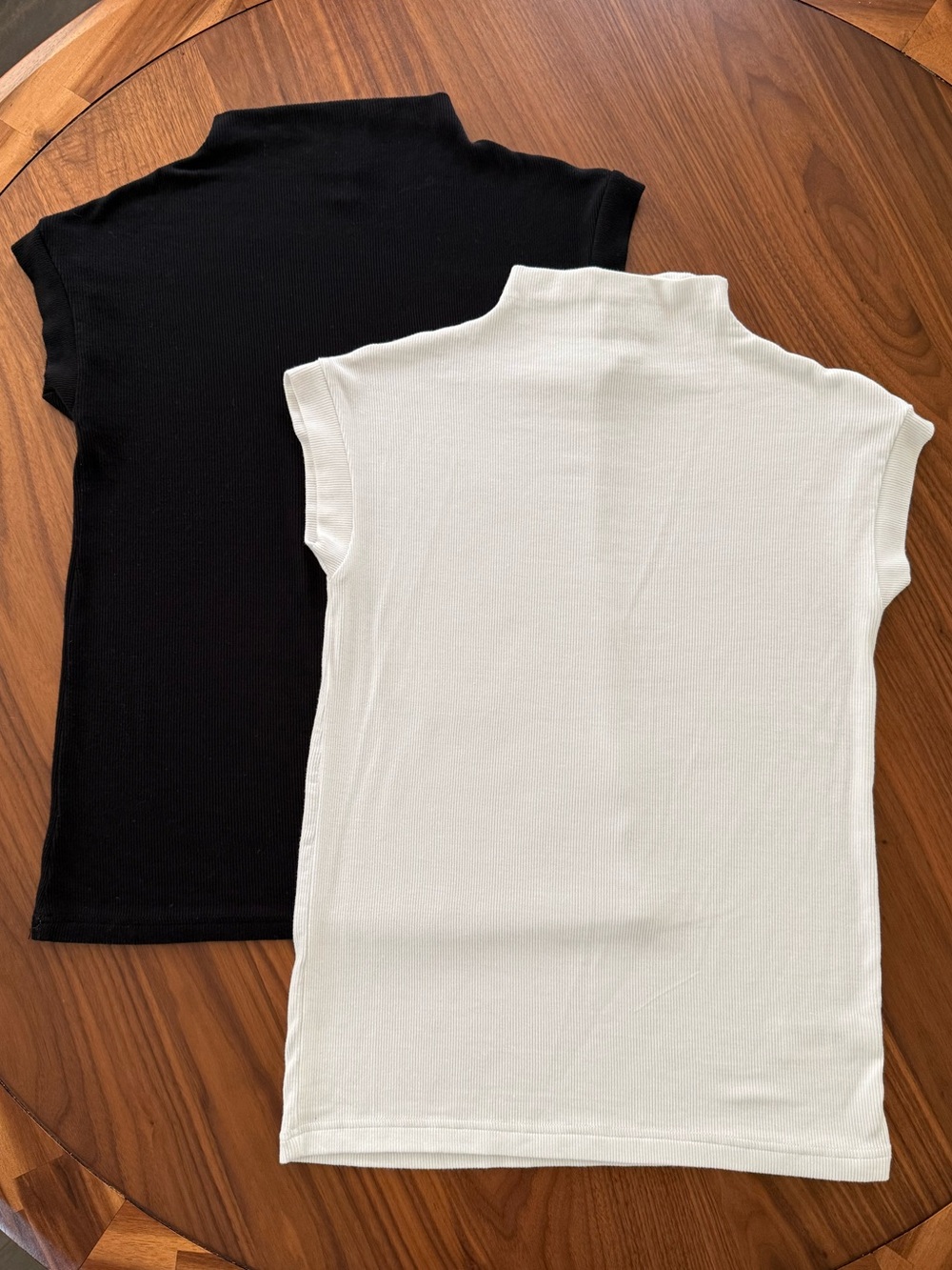 INDUSTRY REPUBLIC CLOTHING - Mock Neck Top Bundle (2)